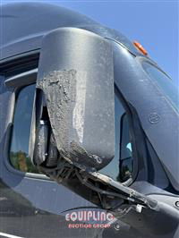 2022 Freightliner CASCADIA 6X4 T/A SLEEPER TRUCK