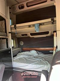 2006 Volvo VNL64T780