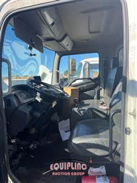 2014 Hino 268A 26' Box Truck