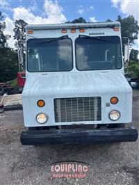 2004 Freightliner MT45 Chassis
