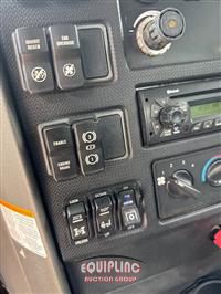 2013 Caterpillar CT660L