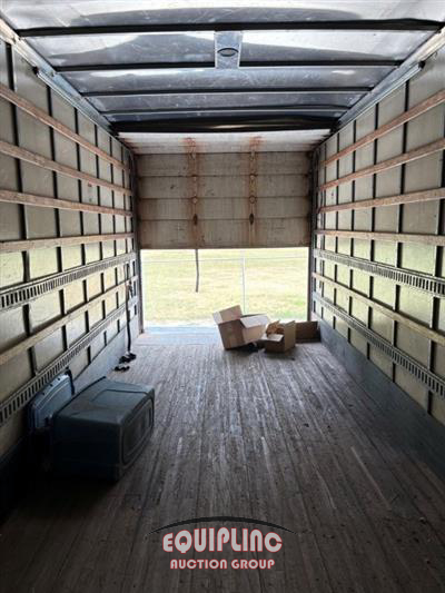2016 Hino 268A 26' Box Truck