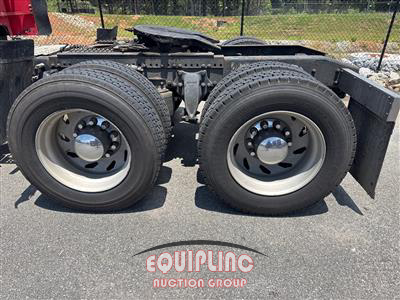 2001 Freightliner FLD132