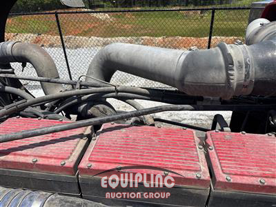 2001 Freightliner FLD132
