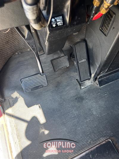 2001 Freightliner FLD132