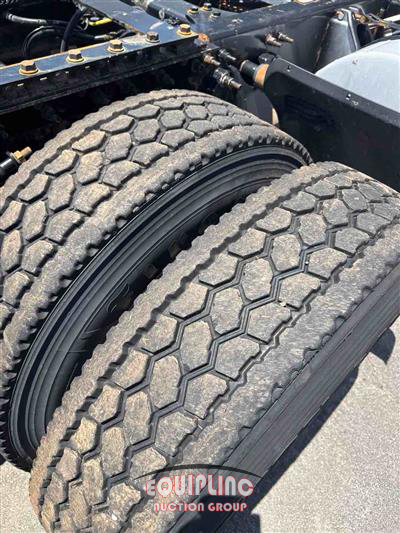 2019 International LT625 6X4 T/A DAY CAB