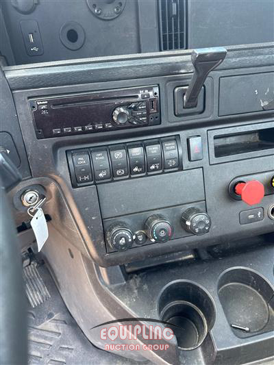 2019 International LT625 6X4 T/A DAY CAB