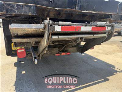 2007 Kenworth T300 6X4 T/A FLATBED
