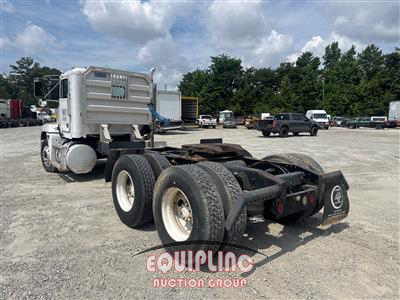 1993 Freightliner FLD120