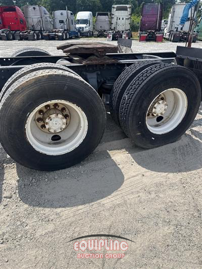 1993 Freightliner FLD120