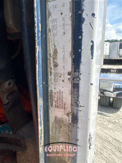 1993 Freightliner FLD120
