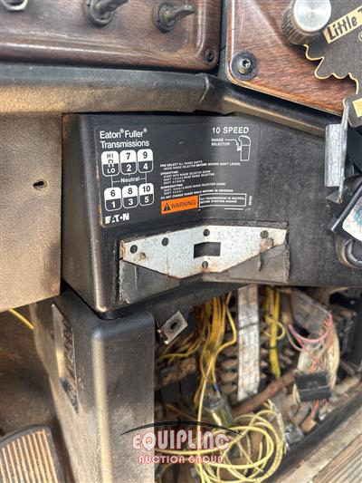 1993 Freightliner FLD120