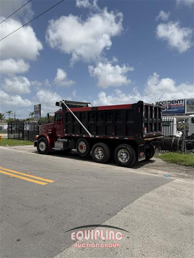 2006 Peterbilt 357 TRI/A DUMP TRUCK