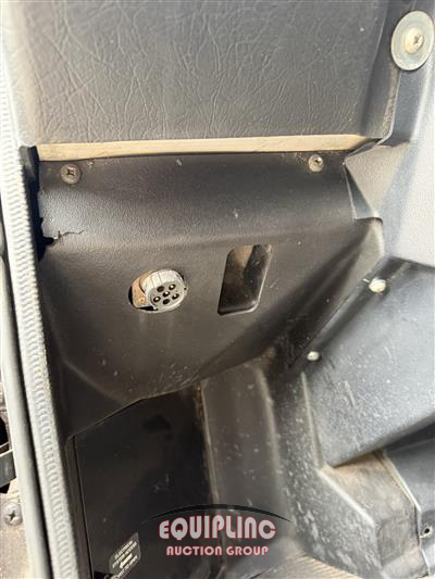 2006 Peterbilt 357 TRI/A DUMP TRUCK