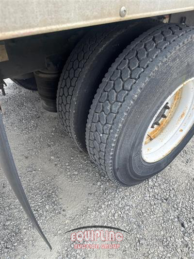 2013 Freightliner M2