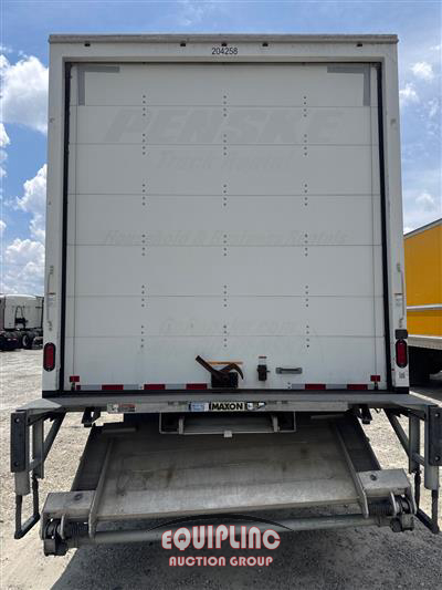 2018 Freightliner M2