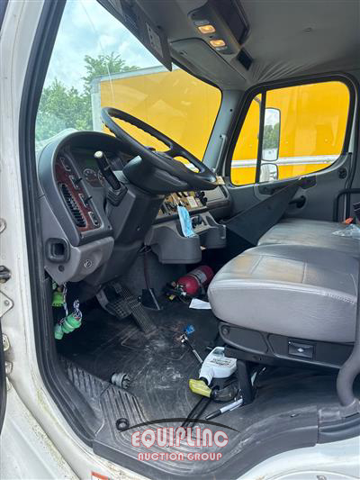 2018 Freightliner M2