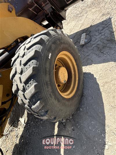 2019 Caterpillar 908M WHEEL LOADER