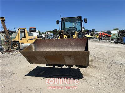 2019 Caterpillar 908M WHEEL LOADER