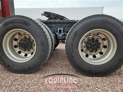 2025 Kenworth W900 6X4 T/A SLEEPER TRUCK TRA