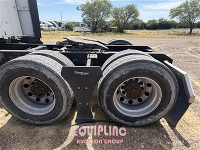 2019 Kenworth T680 6X4 T/A SLEEPER TRUCK TRA