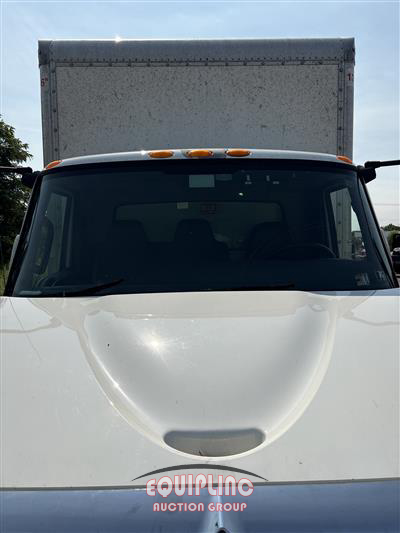 2020 International 4300 26FT T/A NON CDL BOX TRUC