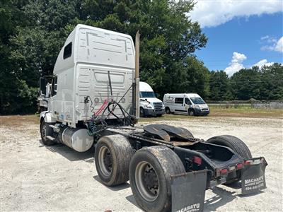 2018 VOLVO TRUCK VNL 6X4 T/A SLEEPER TRUCK TRAC