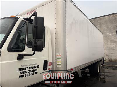 2015 International 4300 4X2 S/A NON CDL BOX TRUCK