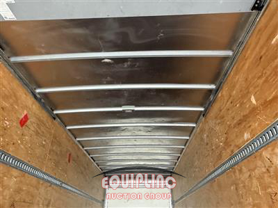 2020 International MV607 4X2 S/A 26FT NON CDL BOX