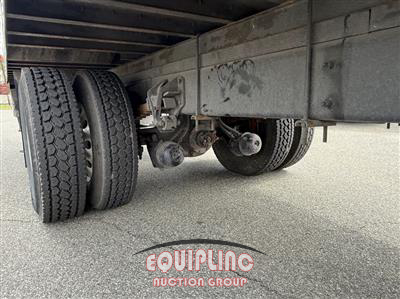 2020 International MV607 4X2 S/A 26FT NON CDL BOX