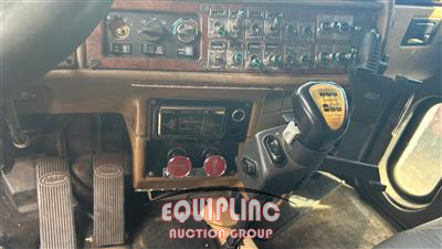 2005 Peterbilt 379