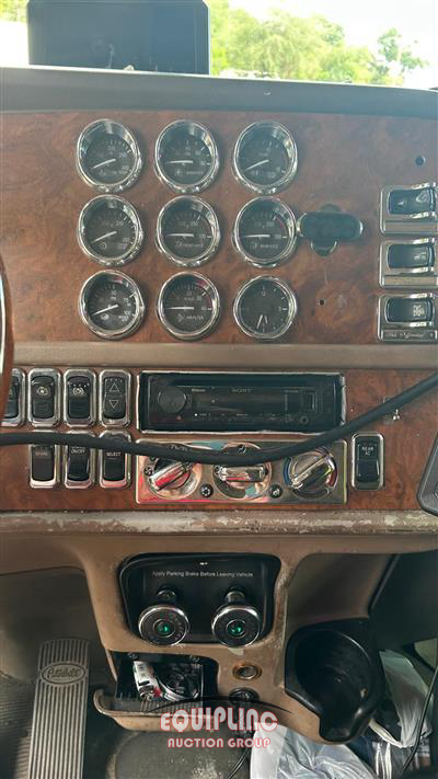 2006 Peterbilt 379