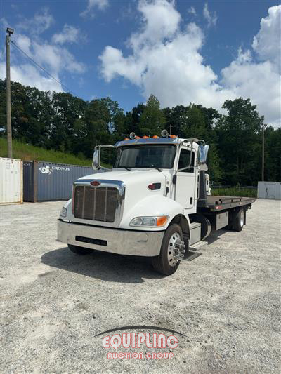 2019 Peterbilt 337 4X2 S/A ROLLBACK TRUCK