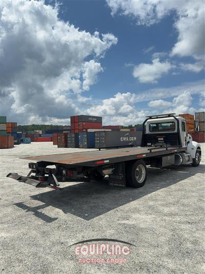 2019 Peterbilt 337 4X2 S/A ROLLBACK TRUCK