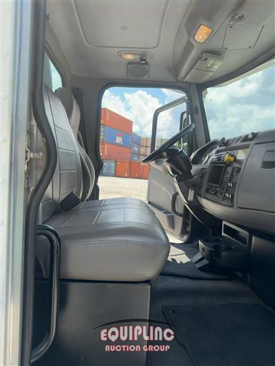 2019 Peterbilt 337 4X2 S/A ROLLBACK TRUCK