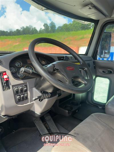 2019 Peterbilt 337 4X2 S/A ROLLBACK TRUCK