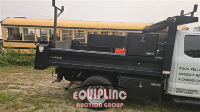 2023 Ford F350 4X2 S/A DUMP TRUCK