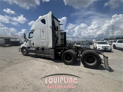 2020 Freightliner CASCADIA 6X4 T/A SLEEPER TRUCK