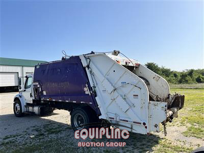 2019 Freightliner M2 4X2 S/A REAR LOAD GARBAGE T