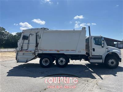 2012 Freightliner M2106 4X2 S/A GARBAGE TRUCK WI