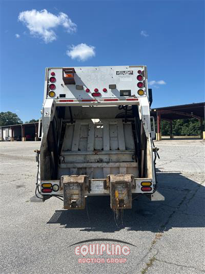2012 Freightliner M2106 4X2 S/A GARBAGE TRUCK WI