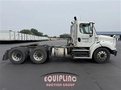 2018 Freightliner M2 6X4 T/A DAY CAB TRUCK 