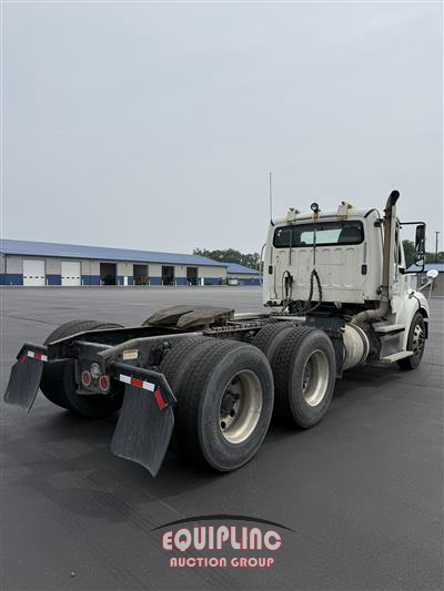 2018 Freightliner M2 6X4 T/A DAY CAB TRUCK 