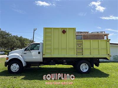 2004 Ford F-750