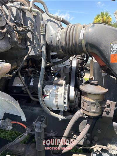 2004 Ford F-750