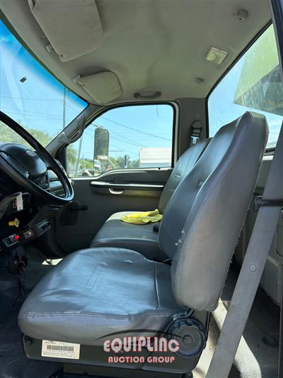2004 Ford F-750