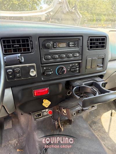 2004 Ford F-750