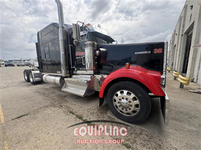 2016 Kenworth W900 6X4 T/A SLEEPER TRUCK TRA