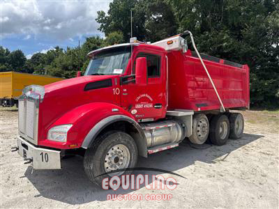 2020 Kenworth T880 TRI/A DUMP TRUCK 
