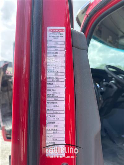 2020 Kenworth T880 TRI/A DUMP TRUCK 